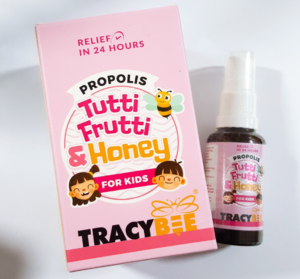 Keo ong Propolis Tutti frutti & Honey Tracybee For Kids: Giảm nhanh ho và viêm họng, tăng sức đề kháng cho trẻ