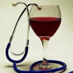 Uống rượu có kích hoạt các triệu chứng của hội chứng ruột kích thích Không?