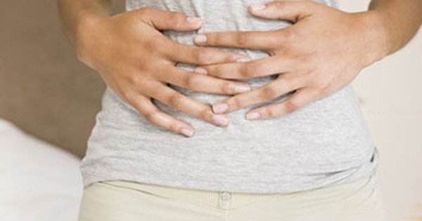 Co cứng thành bụng có phải bị viêm phúc mạc cấp?