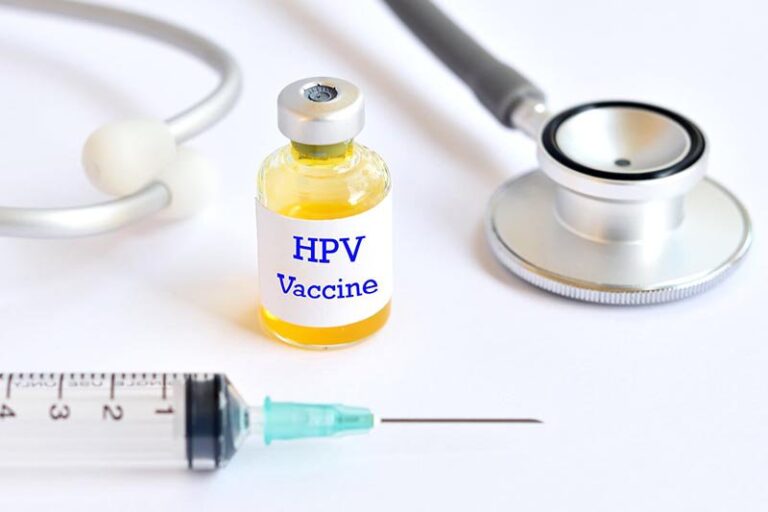 Các mũi vắc-xin HPV có bắt buộc phải tiêm cùng một nơi không?