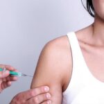 Tiêm vắc-xin viêm gan đợt 2 quá 1 tháng có tác dụng nữa không hay có tác dụng phụ gì không?