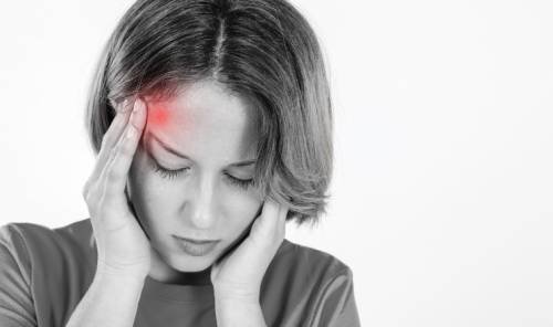 Hiện tượng đau nửa đầu khi vận động có phải do va đập hay dấu hiệu cảnh báo bệnh gì?