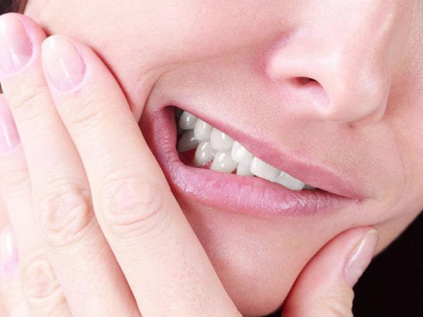 Có cách nào chữa trị tình trạng nghiến răng lâu ngày không?
