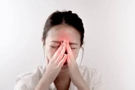 Ngứa, đau rát mũi, gỉ mũi có máu có phải viêm mũi dị ứng?