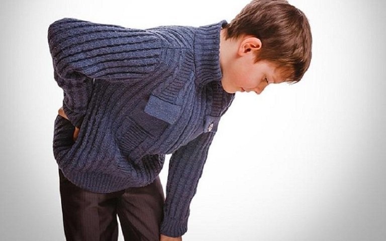 Đau mỏi lưng ở trẻ em có nguy hiểm?